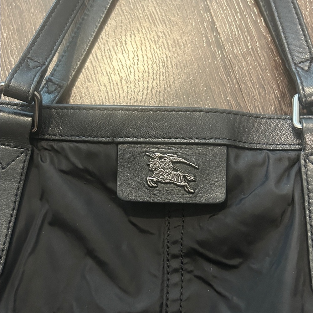 Burberry Black Shoulder Bag - Picture 7 of 7
